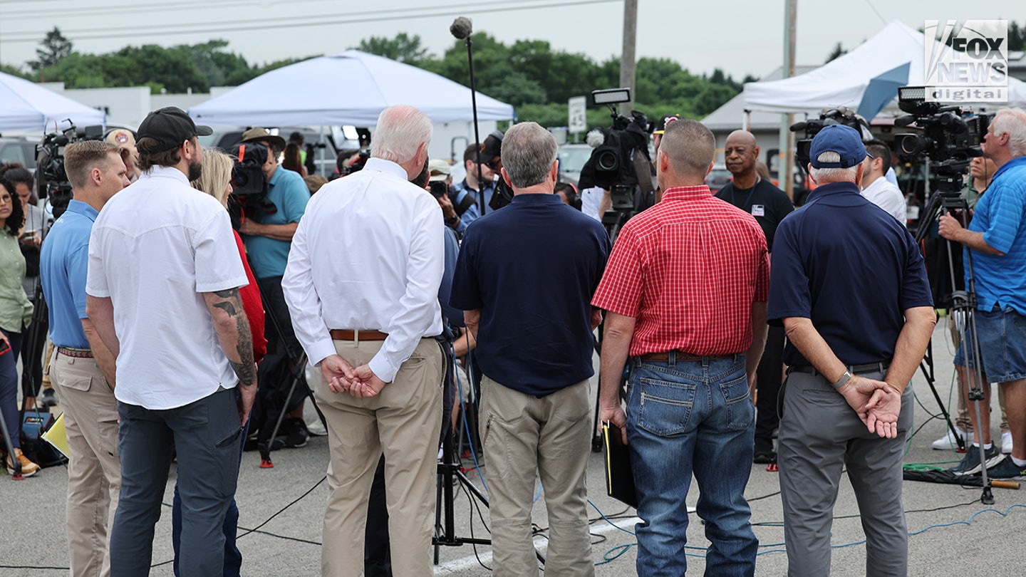 Lawmakers Visit Site of Trump Assassination Attempt, Question Secret Service's Handling