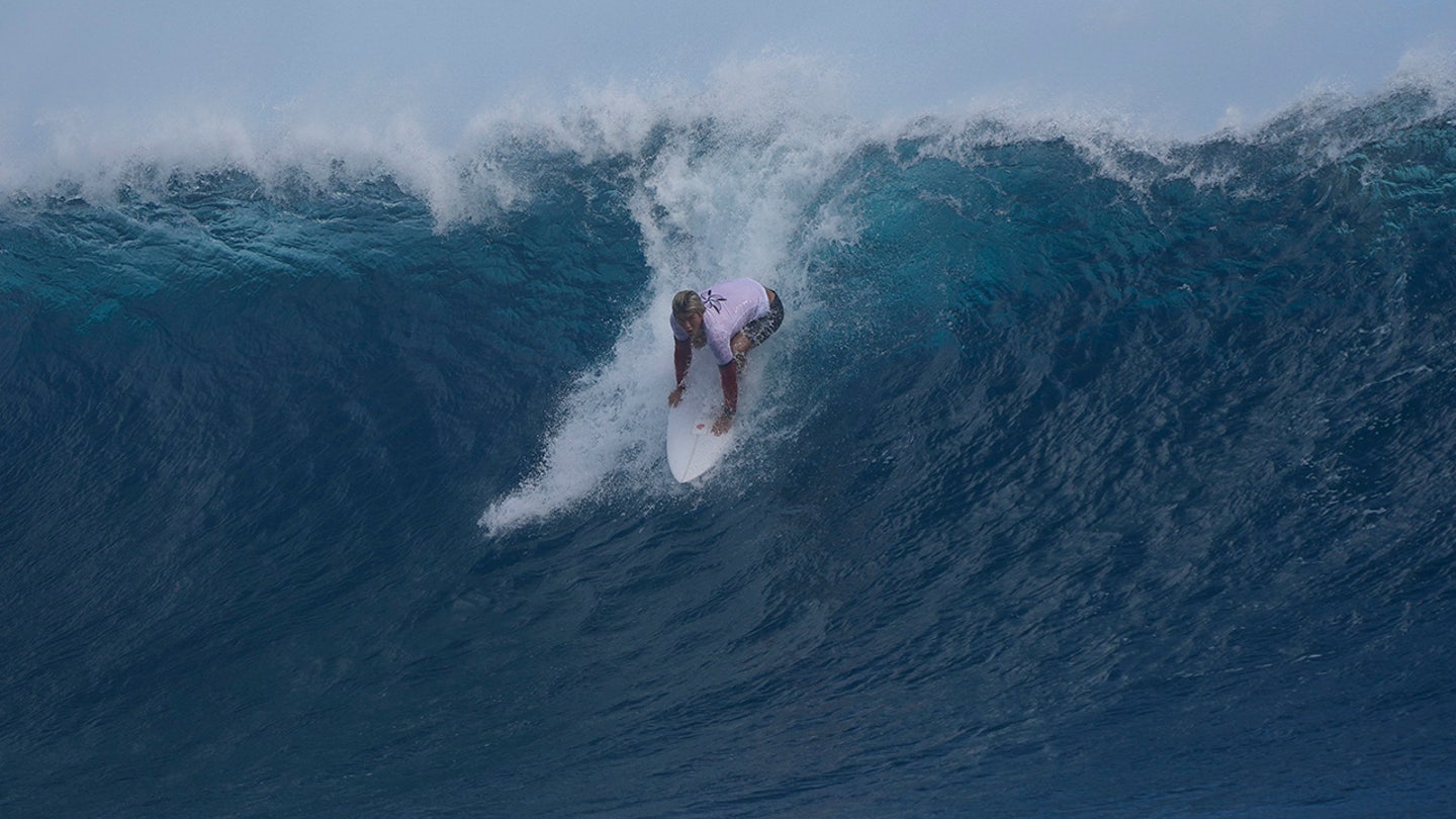 Teahupo'o's Waves Prepare for Epic Stage in 2024 Paris Olympics