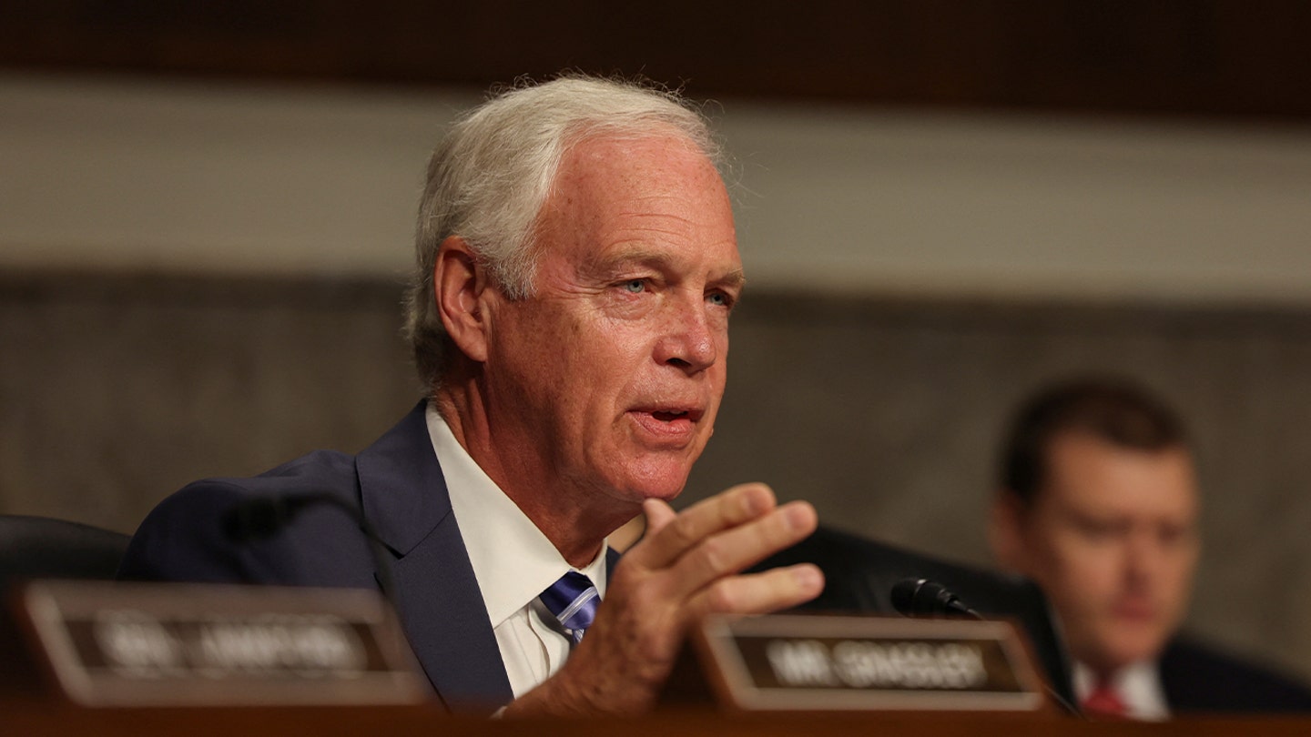 Top Senate Democrat Accuses Biden-Harris Admin of Obstructing Trump Assassination Probe