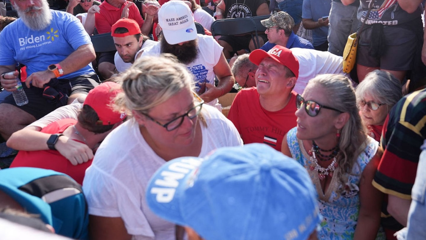 crowd at rally