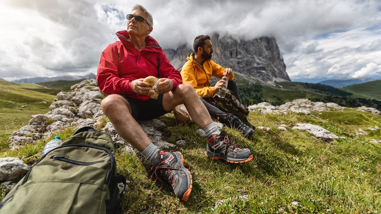 eating on trail