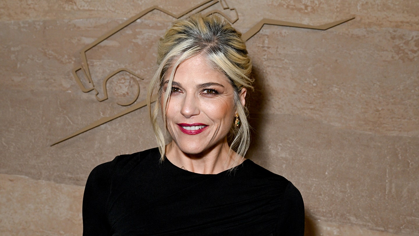 Selma Blair's Triumphant Return to 'Dancing with the Stars': A Heartfelt Performance Honors Her Mother