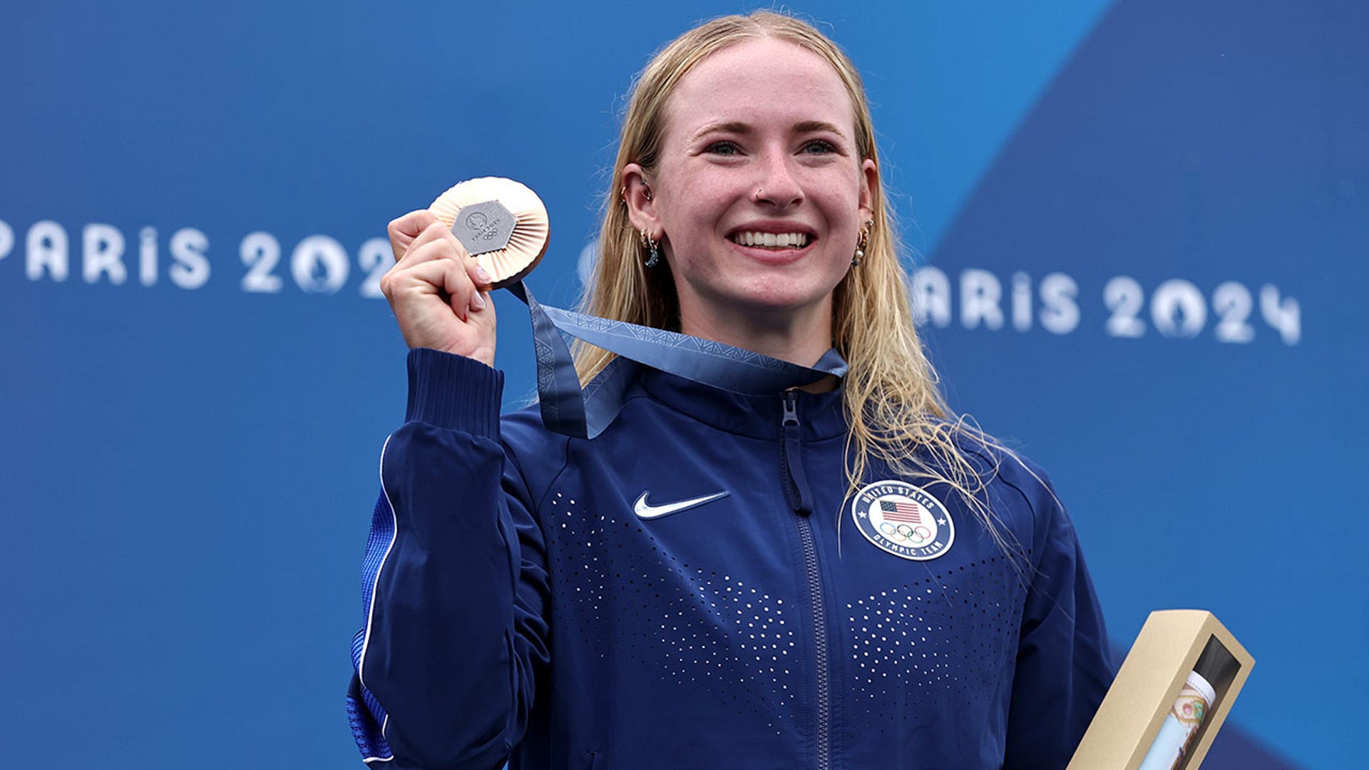 Evy Leibforth with bronze