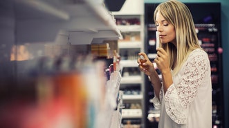 Shoppers searching for new fragrances can get help from a high-tech connoisseur