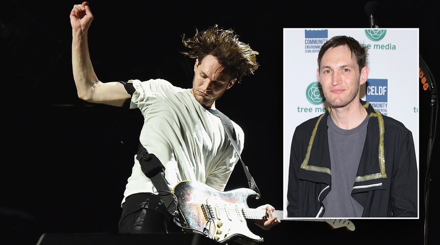Teen gets to play with Pearl Jam after drummer gets COVID 