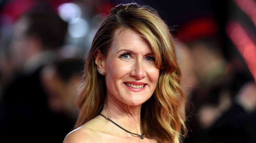 Laura Dern calls Courteney Cox 'the most extraordinary person' during Walk of Fame ceremony