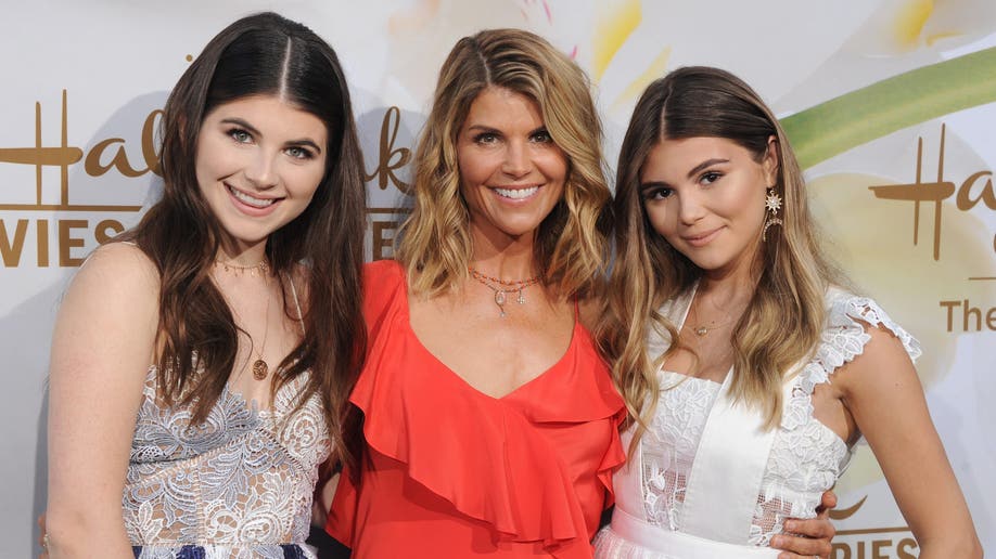 Lori Loughlin with daughters Isabella and Olivia