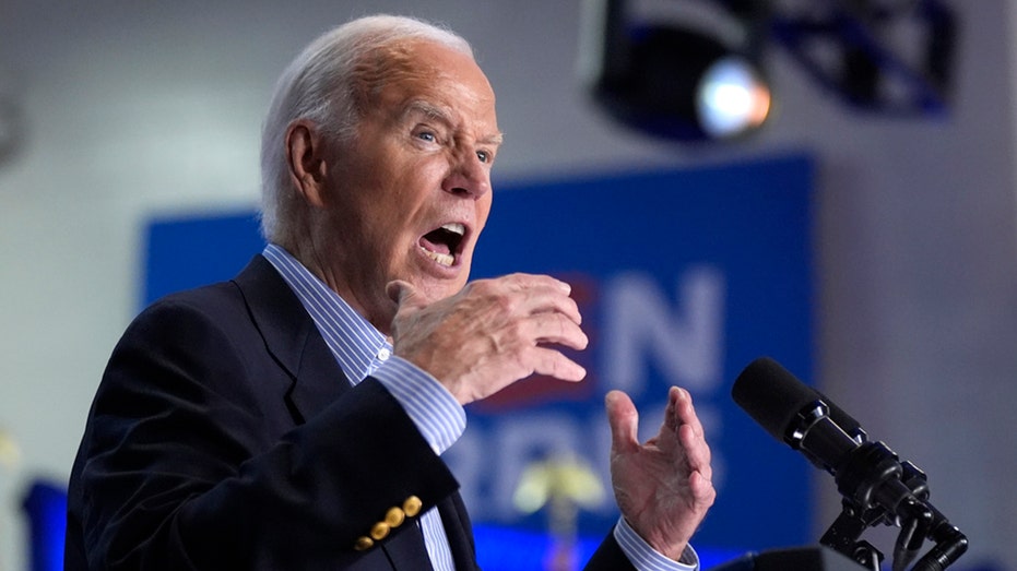 Defiant Biden declares he's 'staying in the race' ahead of pivotal interview thumbnail