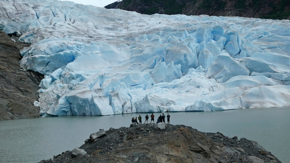 Alaska's Juneau icefield is melting nearly 5 times faster than in the 1980s, study finds thumbnail