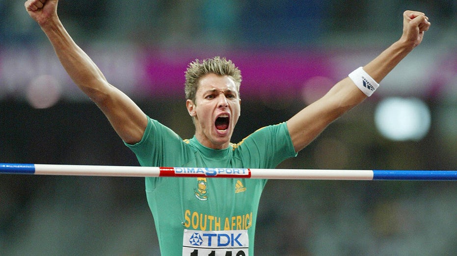 Police in South Africa find body of missing Olympian, world champion Jacques Freitag thumbnail
