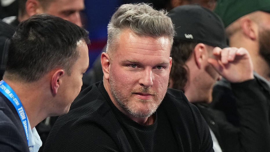 Pat McAfee takes issue with certain aspect of Olympics opening ceremony: 'Want it to revolve around sport'