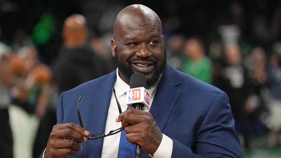 Shaq offers career advice to 'Hawk Tuah' girl after sudden rise to fame: report thumbnail