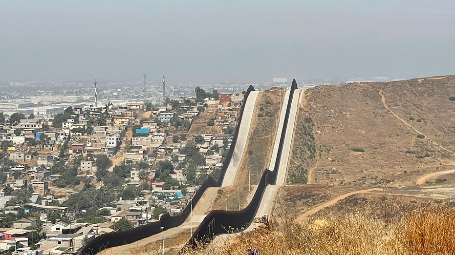 Border Patrol announces 'phenomenal' turnaround as number of monthly migrant releases drops to zero