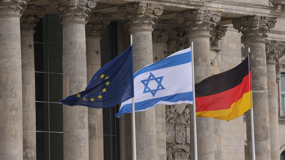 Germany counters antisemitism in new citizenship law requiring the recognition of Israel's right to exist thumbnail