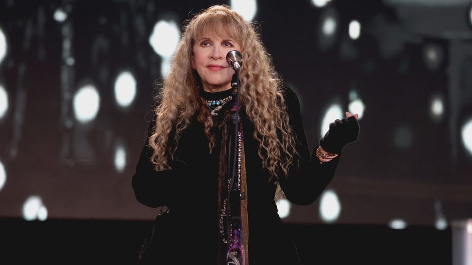 Stevie Nicks details ‘crazy’ medical emergency that led to postponed shows