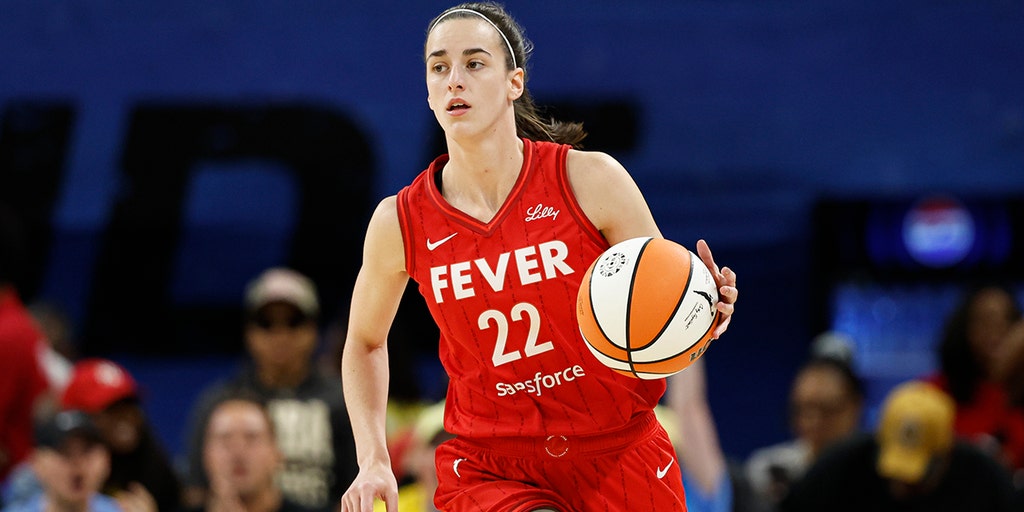 Caitlin Clark records career-high in points, as red-hot Fever blowout Sky  for third consecutive win