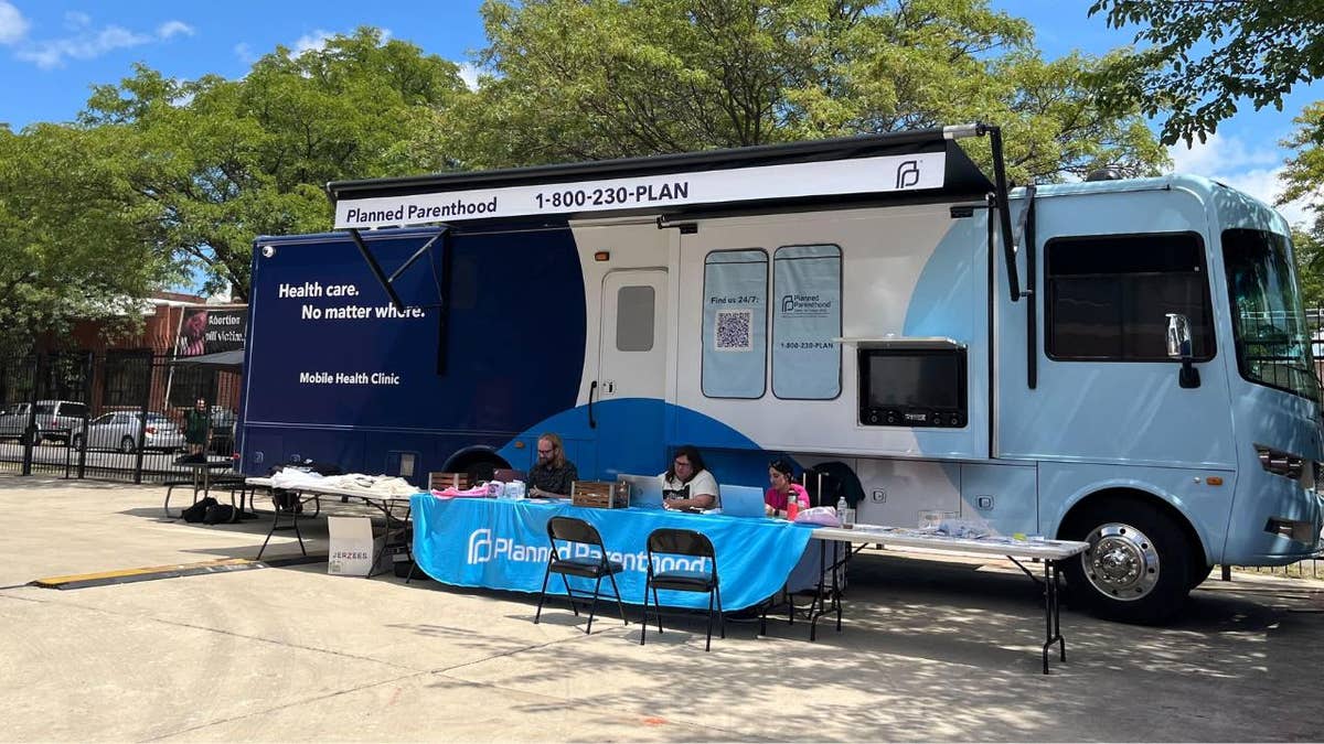 Planned Parenthood abortion van in Chicago