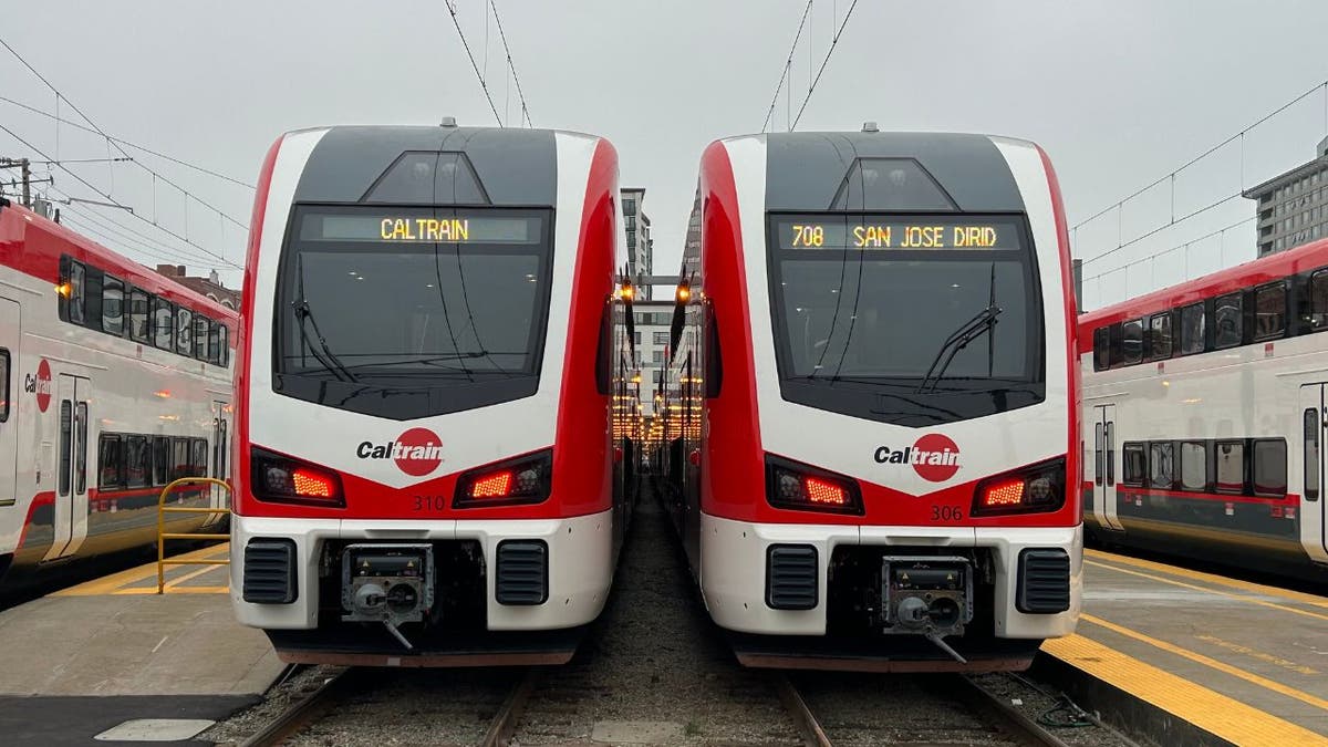 Caltrain goes electric 3