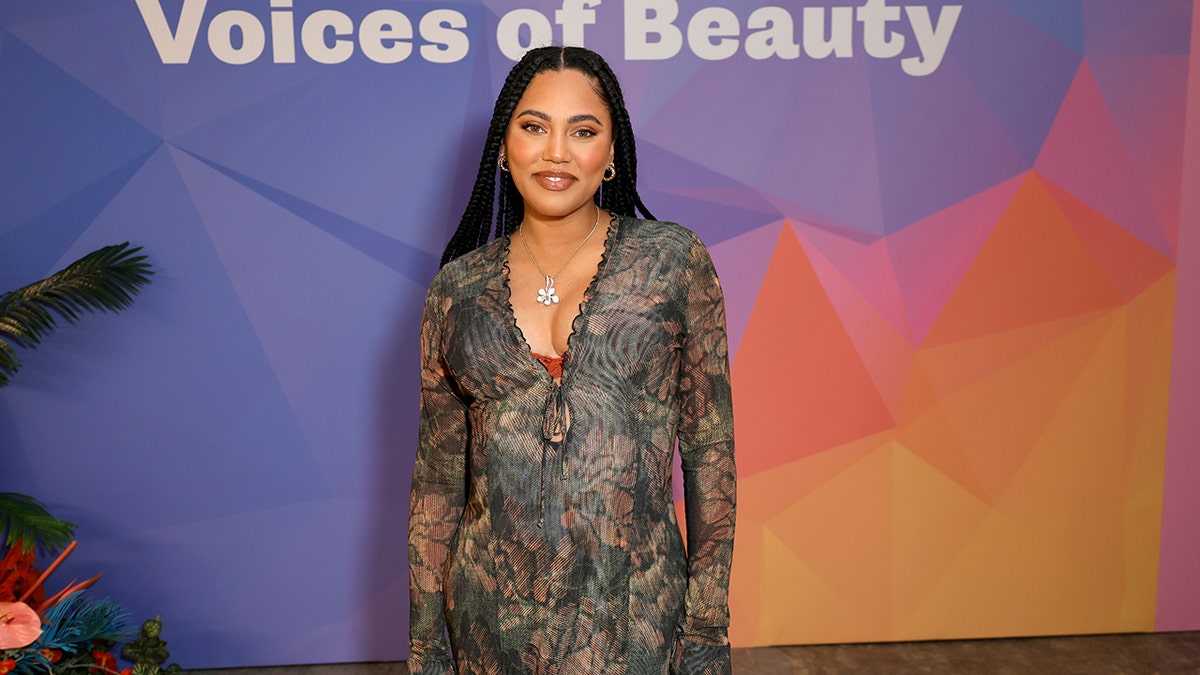 Ayesha Curry en la alfombra roja