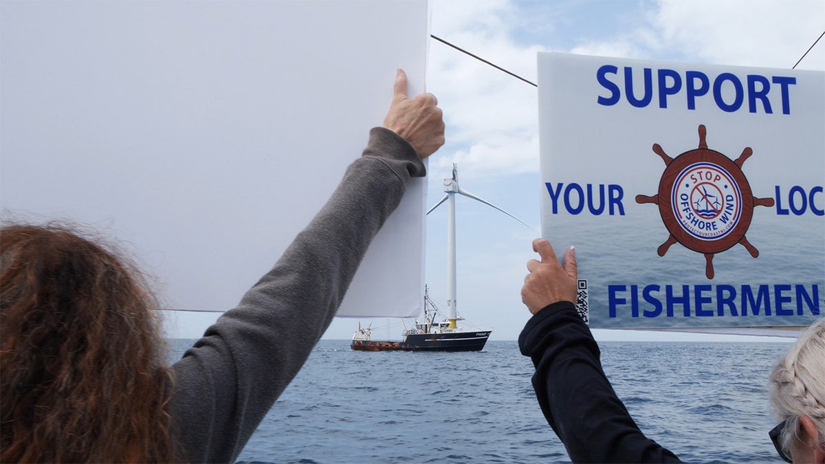 Fishermen protest wind project