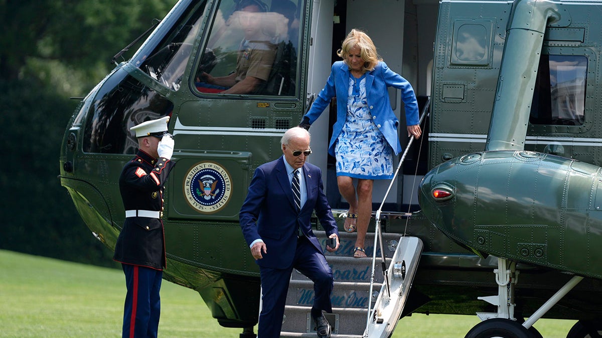 Joe and Jill Biden get off Marine Force One