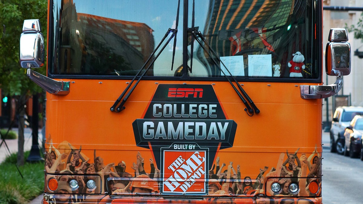 ESPN's "Dia do Jogo da Faculdade" ônibus