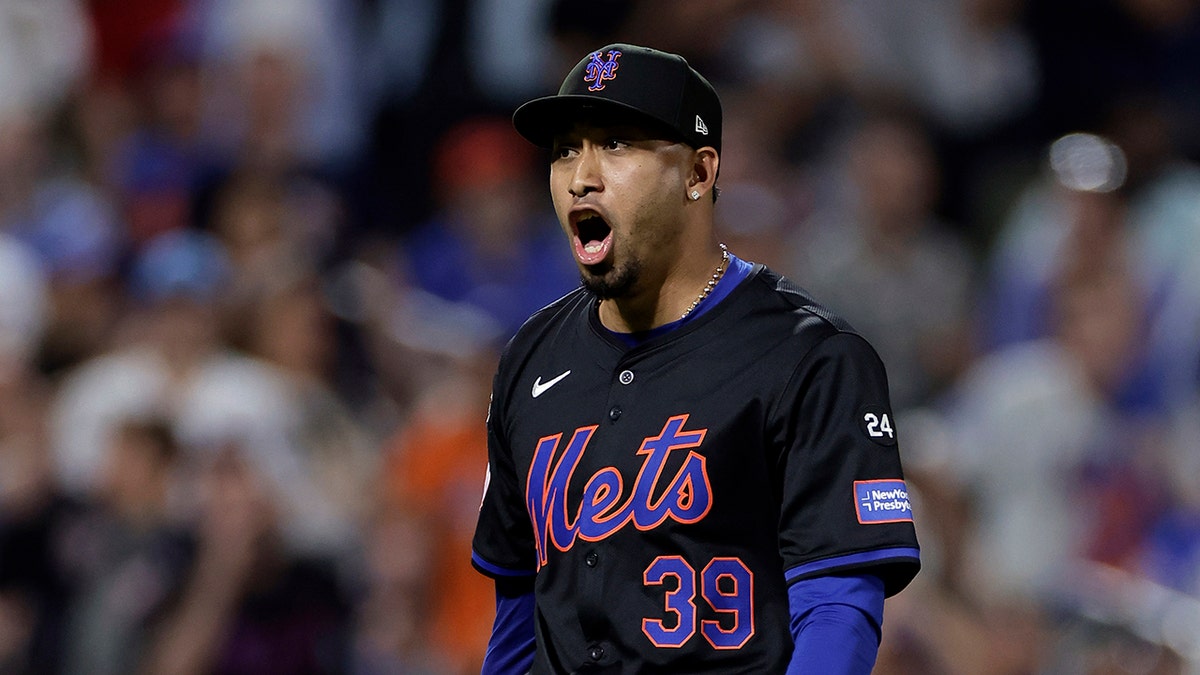 Edwin Diaz reacts on field