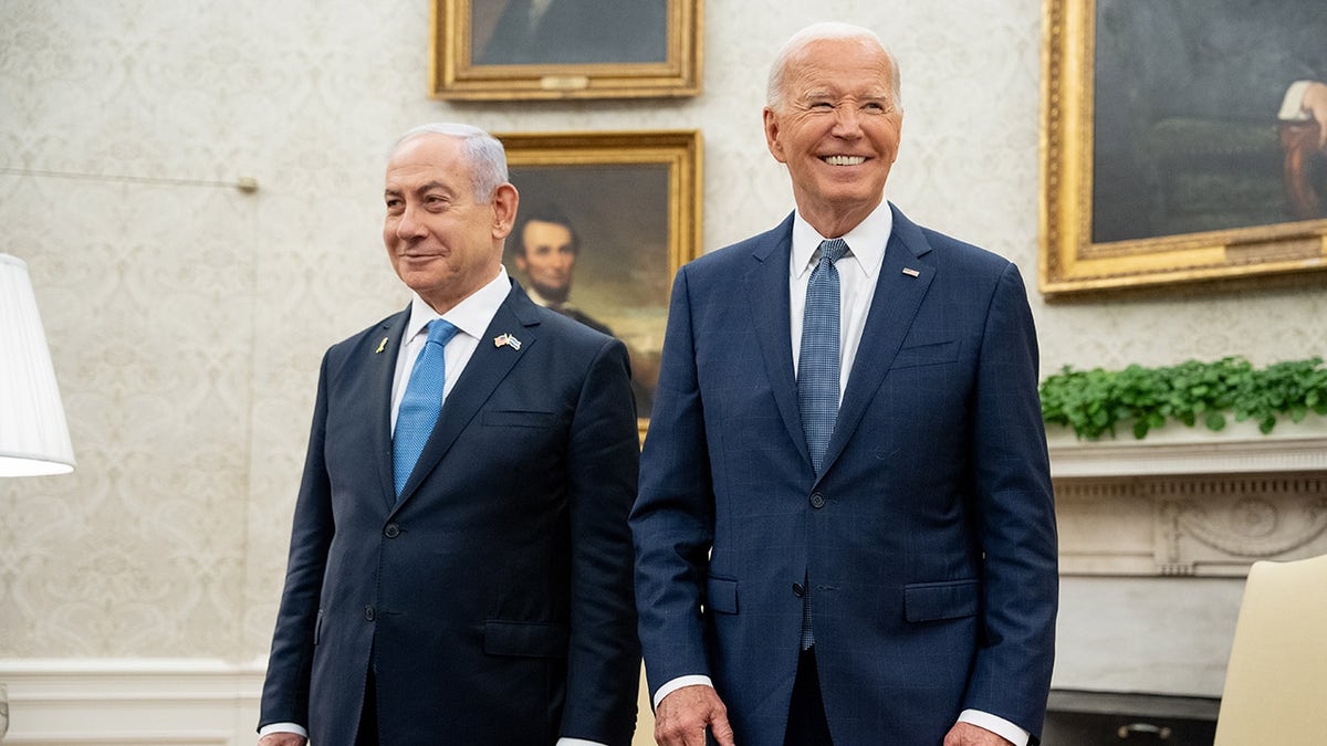 Netanyahu and Biden in the Oval Office