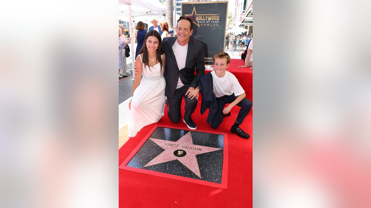 Vince Vaughn and his two kids