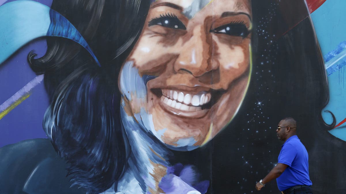 Kamala mural