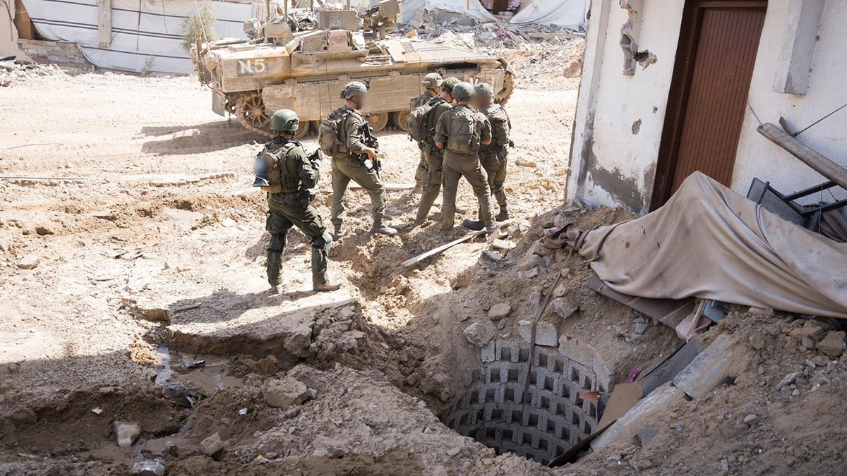 IDF troops and tanks