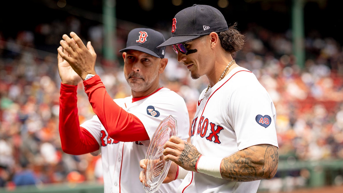 Jarren Duran and Alex Cora