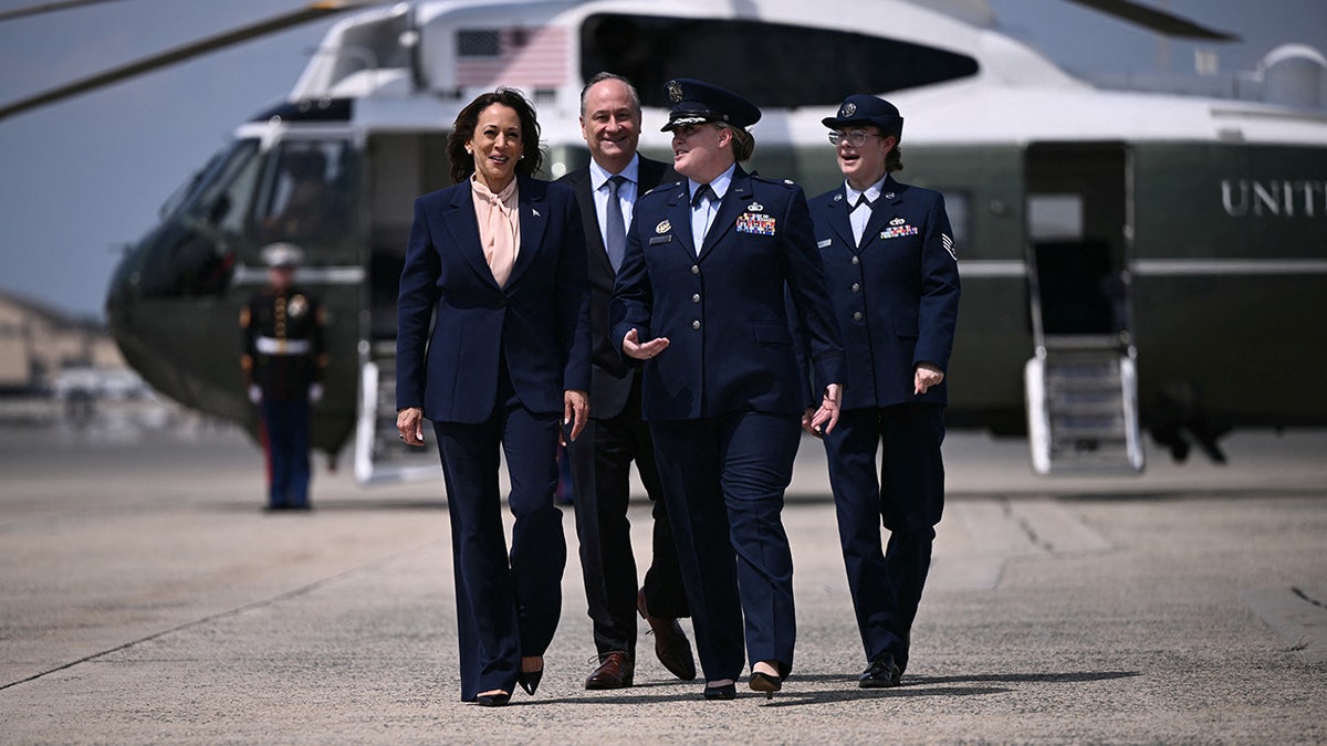 2024 strategy Kamala Harris’ lowmedia approach mirrors Biden’s 2020