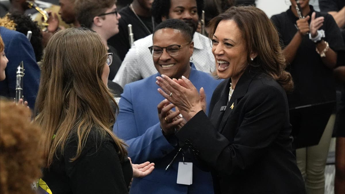 Kamala Harris starts bus tour in contested Georgia