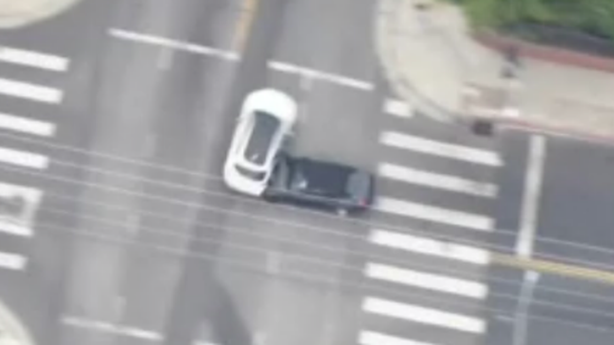 Los Angeles police chase crash