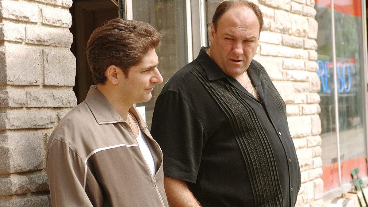 Michael Imperioli, James Gandolfini, en una escena de Los Soprano