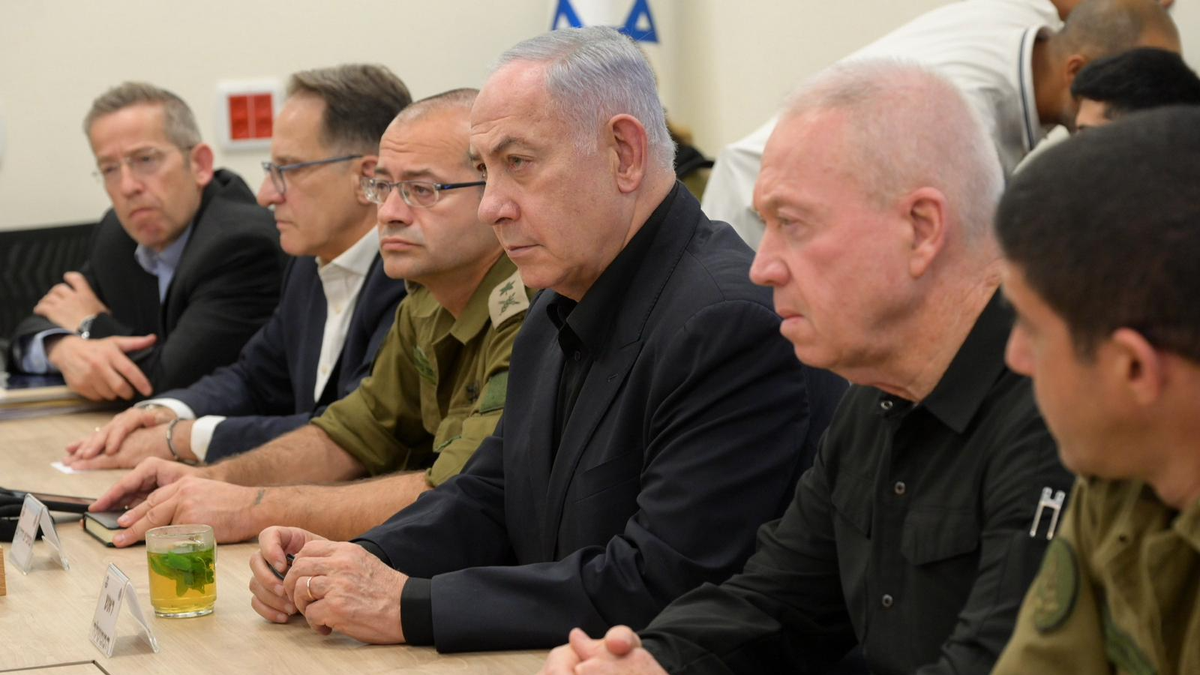 Prime Minister Benjamin Netanyahu and Defense Minister Yoav Gallant overseeing a meeting at Israel's Ministry of Defense following the IDF's preemptive strikes against Hezbollah, August 25th.