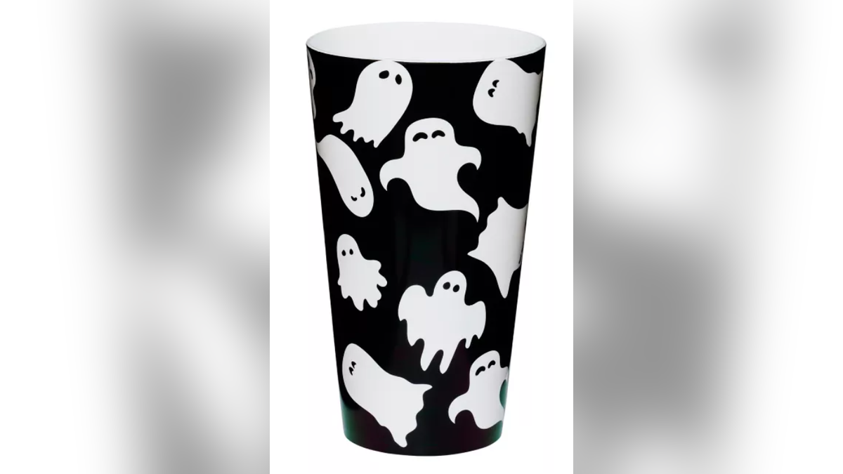 These adorable ghost cups are reusable. 