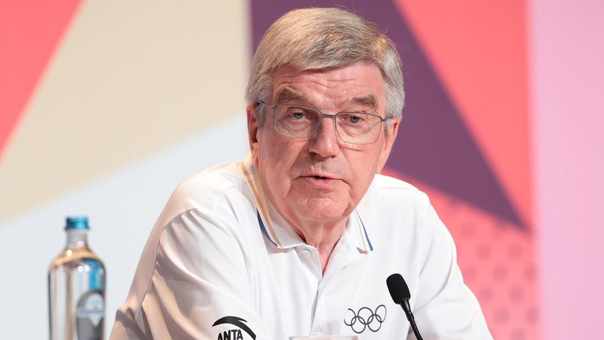 Thomas Bach at a presser