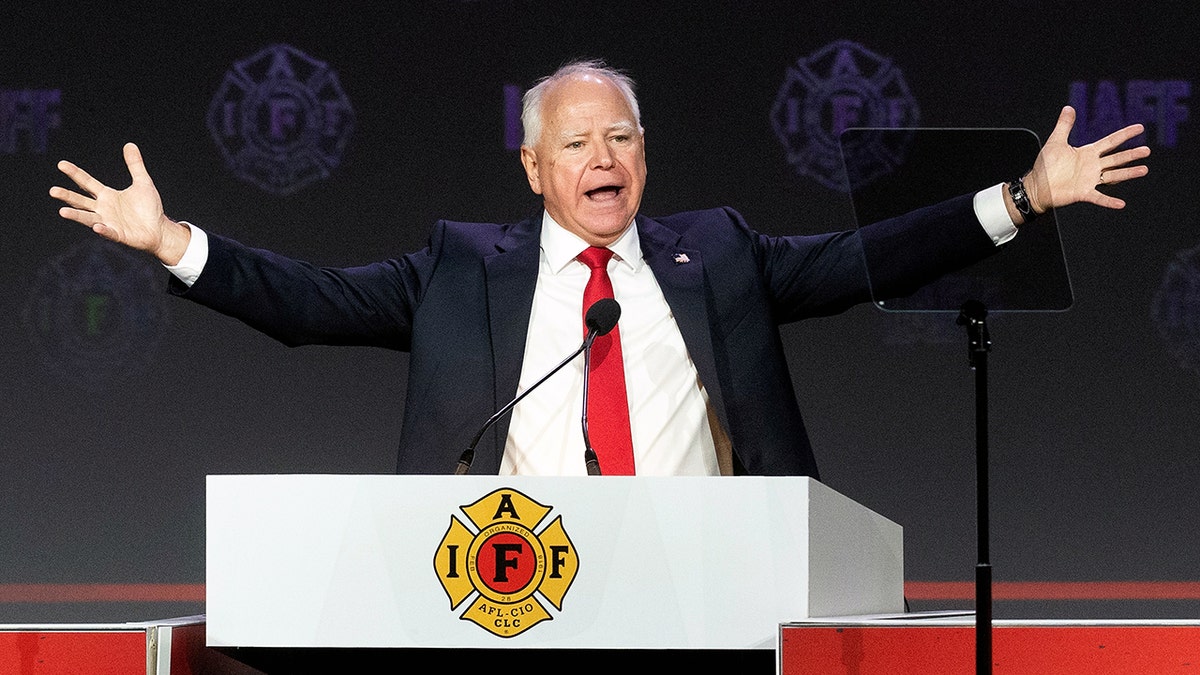 Tim Walz addresses the firefighters union