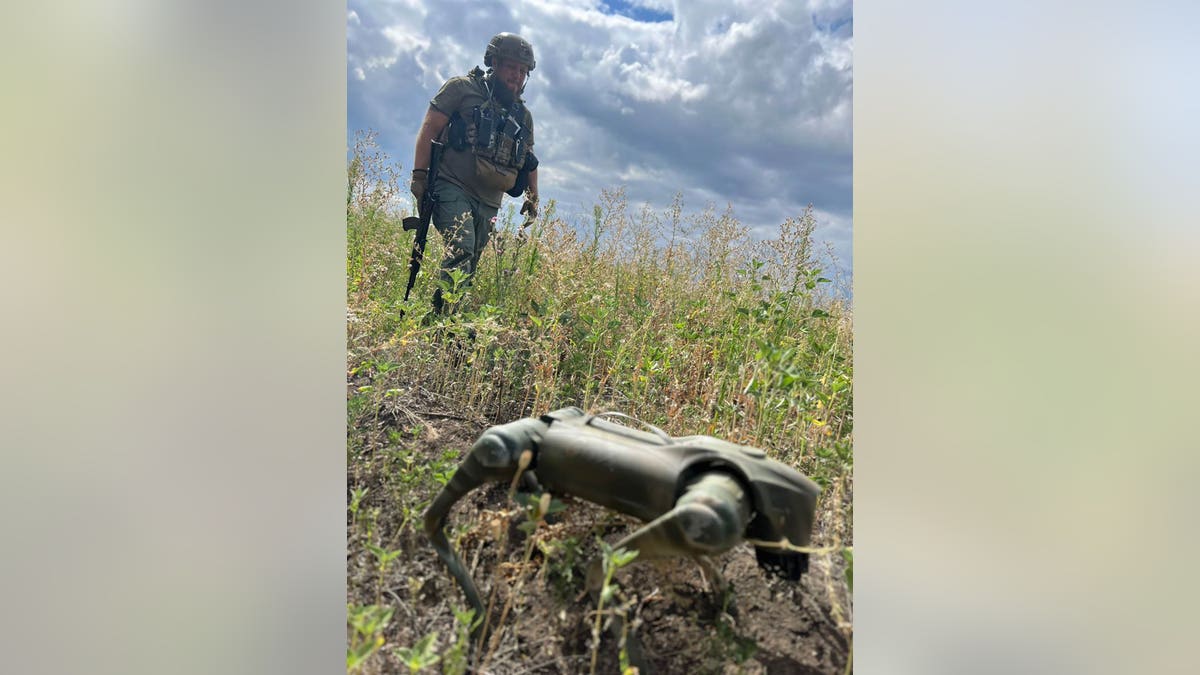 Campo de batalha de guerra de drones