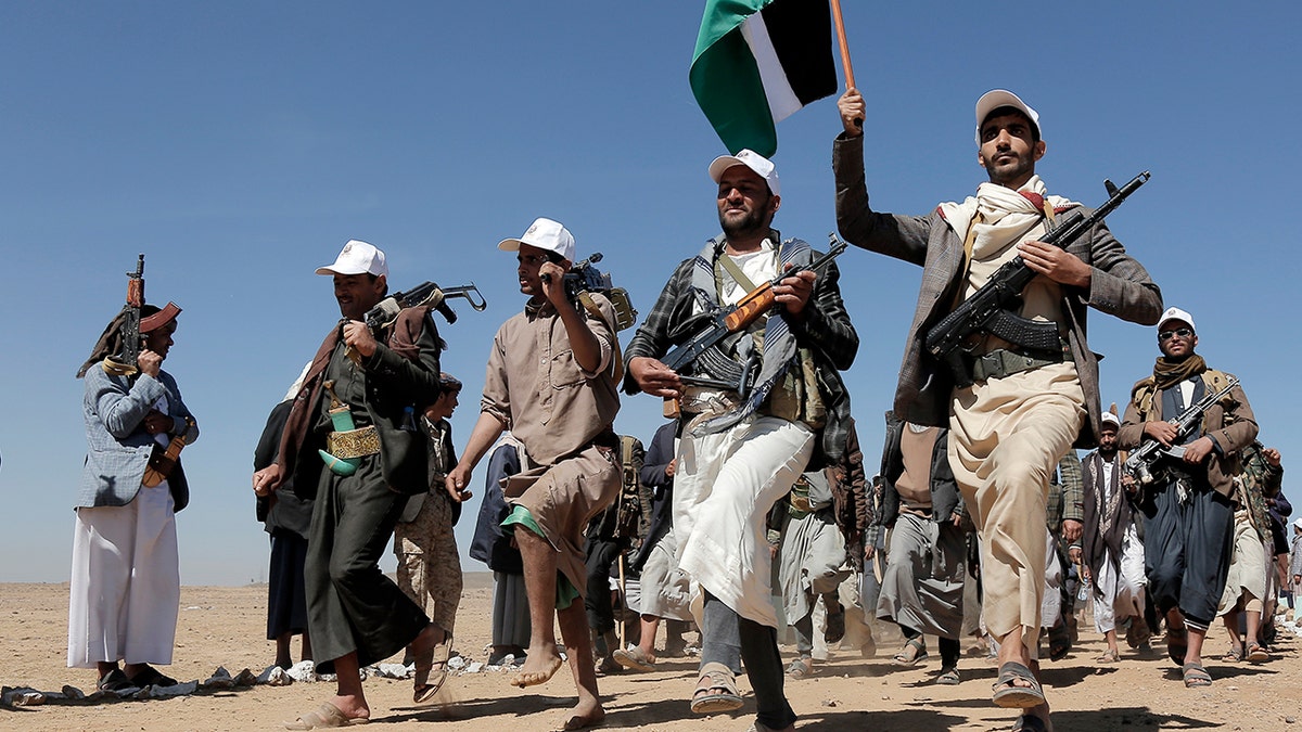 US Forces Target Houthi Weapons Storage Facilities In Yemen Over The ...