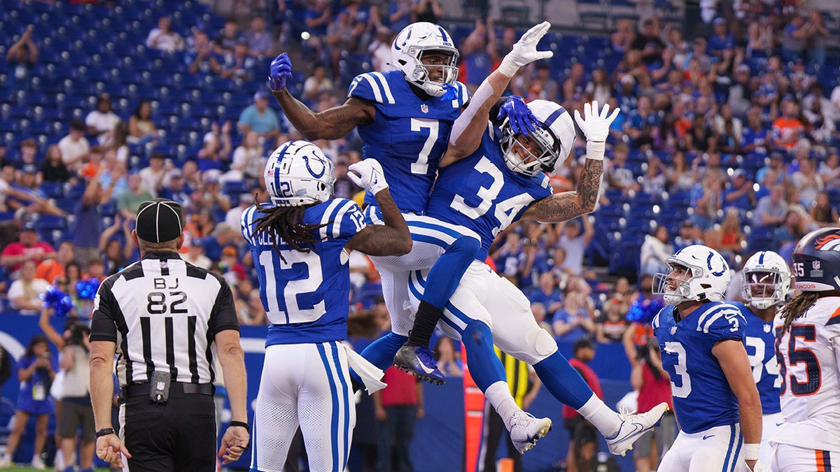 Zavier Scott celebrates