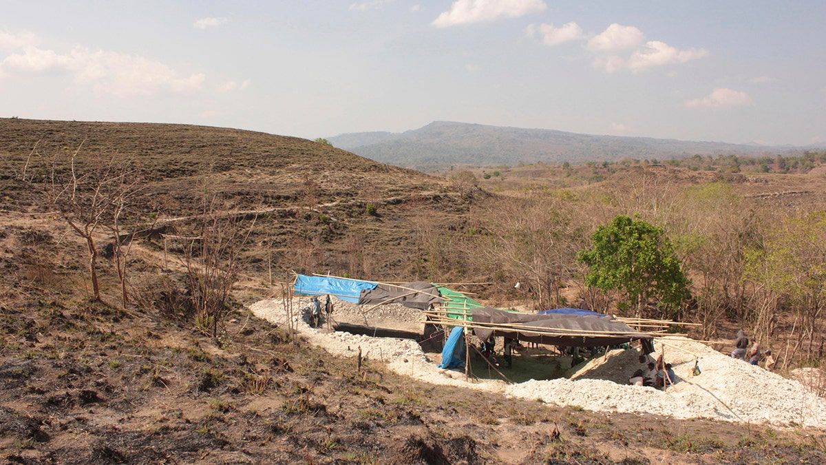 Excavación en Indonesia