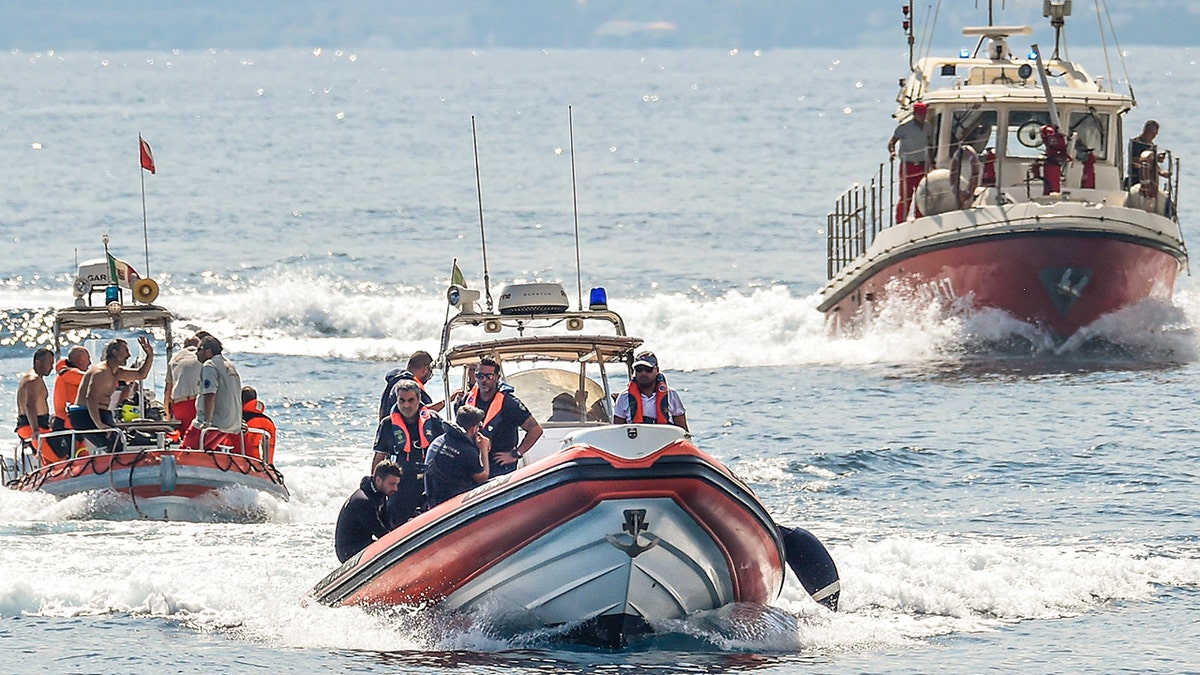 Bayesiano lugar del naufragio de un yate frente a la costa de Italia