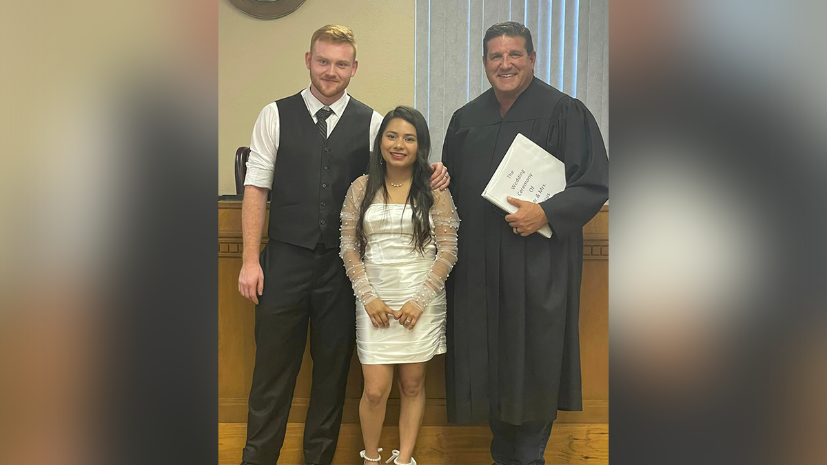 Jared James Dicus and Anggy Diaz were married at the Waller County Courthouse in October 2022.