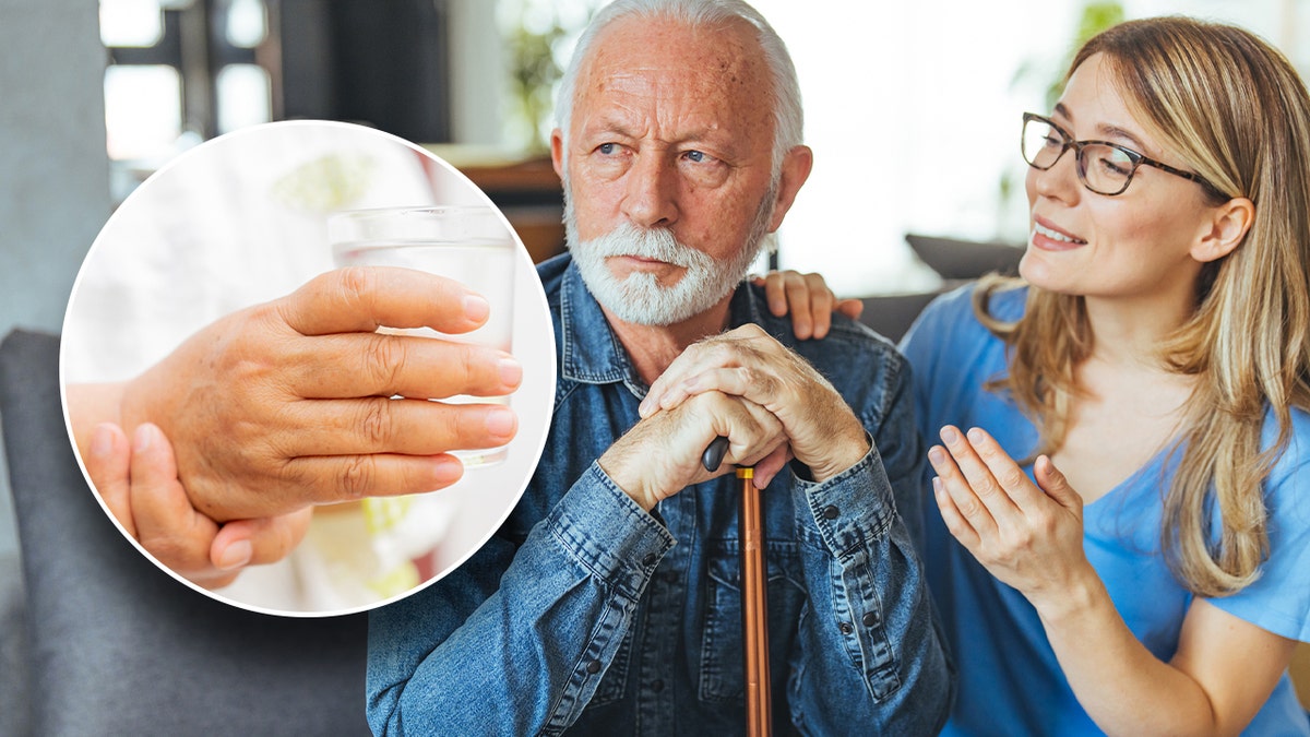 Anciano con personal sanitario y primer plano de una mano temblorosa