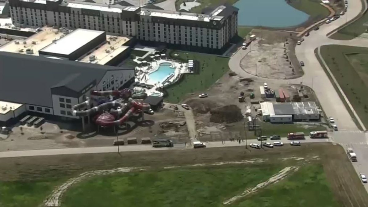 first responders outside great wolf lodge