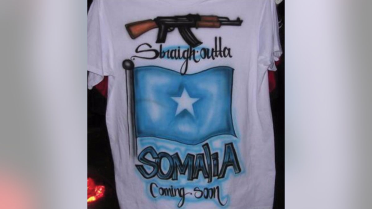 Una camiseta que diga "Directamente de Somalia".