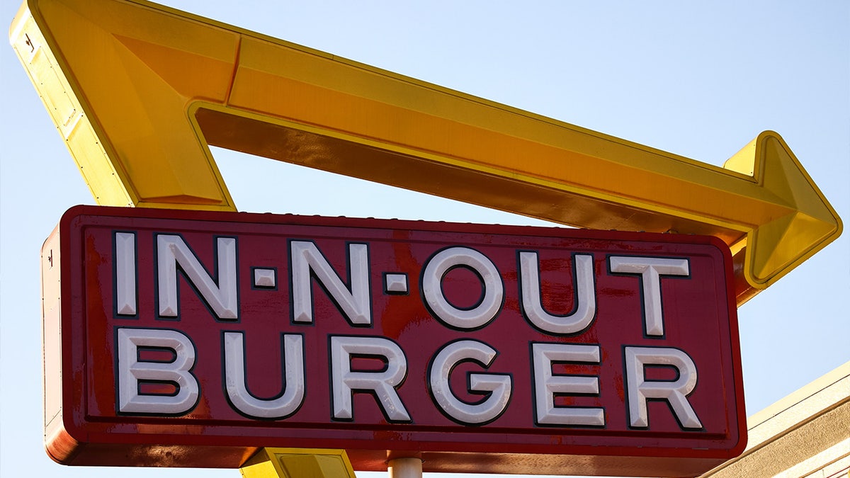 Logotipo do In-n-out Burger